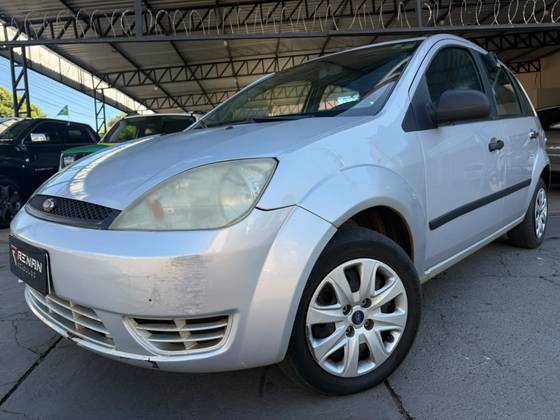 FORD FIESTA 1.0 MPI PERSONNALITÉ 8V GASOLINA 4P MANUAL FORD FIESTA 1.0 MPI PERSONNALITÉ 8V GASOLINA 4P MANUAL